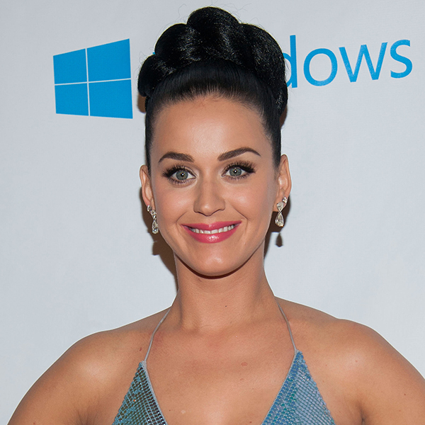 Katy Perry, First Person To Hit 50 Million Twitter Followers