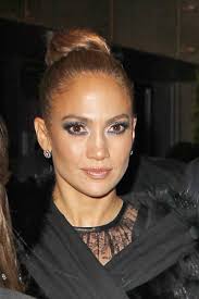 Jennifer Lopez & Marc Anthony officialize their divorce!