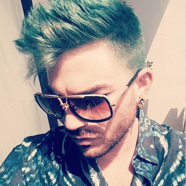 PHOTO: Adam Lambert dyed his hair…green!