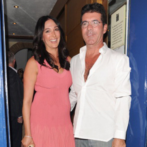 Simon Cowell's girlfriend in labor