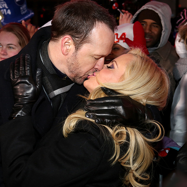 Singled out no more: Jenny McCarthy engaged to Donnie Wahlberg