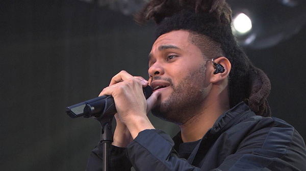 The Weeknd performs 'Earned It' on the Today Show!