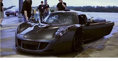 WATCH: Go behind the wheel of the worlds fastest car